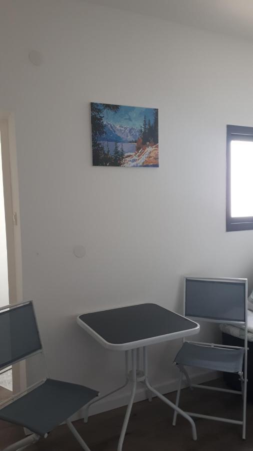 סטודיו חדש ויפה עם נוף לים Apartment Netanya Exterior photo